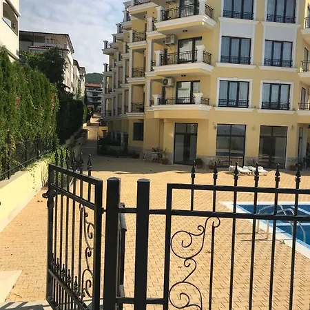 Horizon Katrina - Sea Line & Access