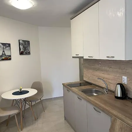 Horizon Katrina - Sea Line & Access