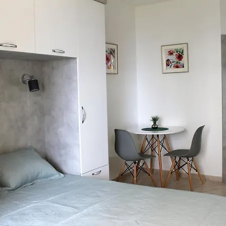 Апартамент Horizon Katrina - Sea Line & Access